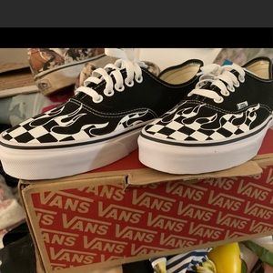 Brand new Vans Checkerboard Flame